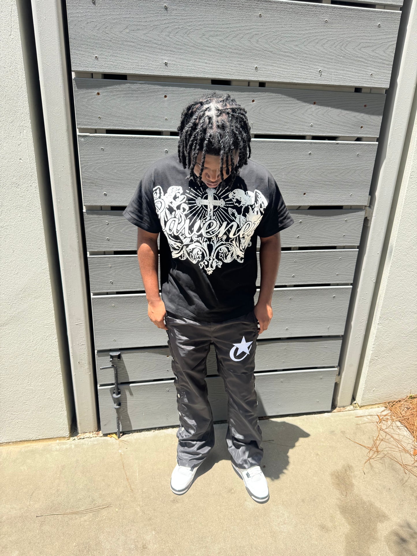 BLACK AND WHITE TSHIRT AND PANTS SET